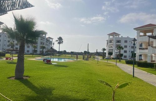 Asilah Beach Apartment | Appartement pied dans l eau à Residence Beralmar