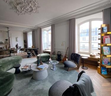 Quartier de la Place-Vendome Apartment | APPARTEMENT PLACE VENDÔME PARIS 1er RIVE DROITE