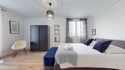 Zola - Pressense Apartment | Appartement PLEIN-CIEL