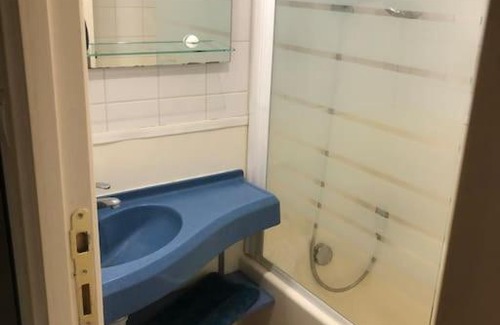 Merville Apartment | Appartement proche aéroport,Meet, parking gratuit