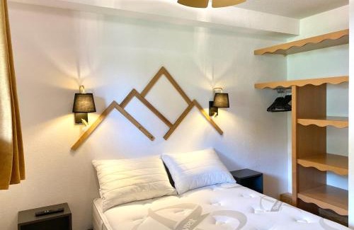 Les Orres Apartment | Appartement rénové 2 chambres vue pistes parking privatif