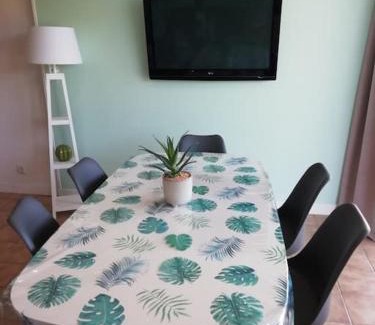 Sainte-Cecile-Plage Apartment | Appartement rez-de-chaussée