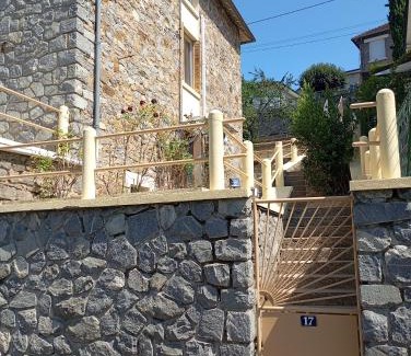 Tulle Apartment | Appartement renové 46m2 - Climatisé, Calme et proche commodités