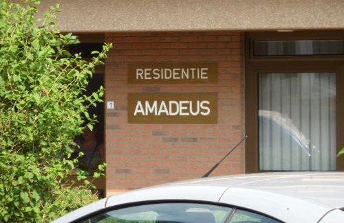 Sint-Idesbald Apartment | Appartement Residentie Amadeus met garage