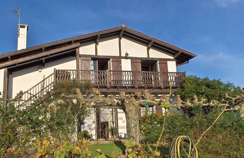 Mouguerre House | Appartement Situé au rez de Chaussée D'une Maison