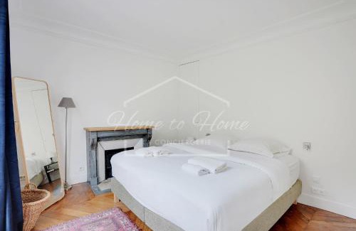 Quartier de la Porte-Saint-Denis Apartment | Appartement spacieux avec balcon au cœur de Paris