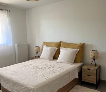 Peone Apartment | Appartement Terrasse vue sur les pistes