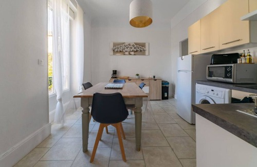 Thermal Apartment | Appartement tout confort proche centre et lac