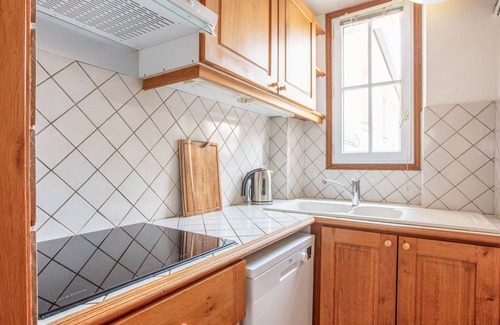 Saint-Louis Apartment | Appartement Trianon - Welkeys
