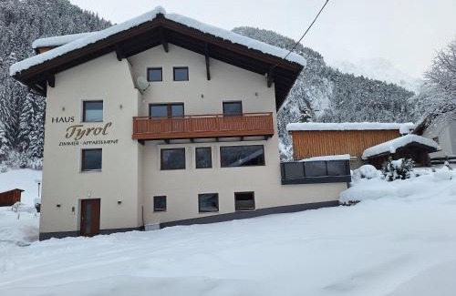 Schnann House | Appartements Tyrol
