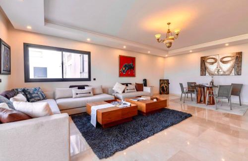 Ain Chock Apartment | Appartment De Lux a California in Bali Luxury Residence