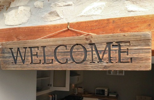 Osmington Mills Cottage | APPLE TREE COTTAGE, pet friendly, with a garden in Preston