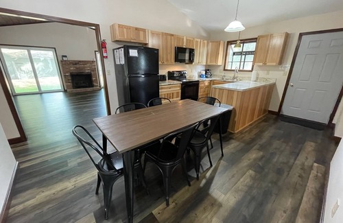 Apple Valley Condo | Apple Valley Lake, Pools and Beaches! Guest passes available for a fee.