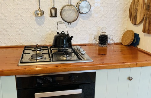Hampton House | Applegarth Cottage, Hampton