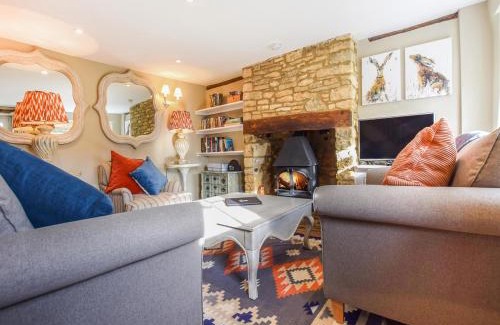 Bourton House | Appletree Cottage