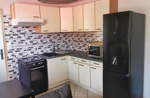 Perrigny-les-Dijon Apartment | Appt proche des vignes