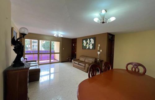 Chacao Apartment | Apto en Los Palos Grandes Edf Anacoco