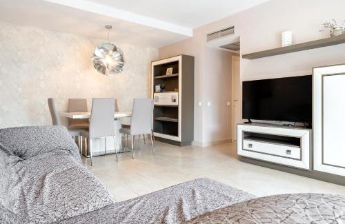 Salou Apartment | Aqquaria Lujoso