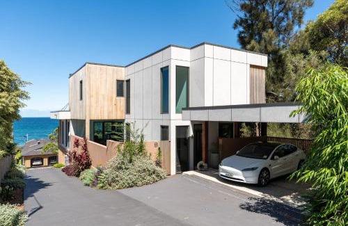 Wombarra House | 'aqua Inala' - Steps From Wombarra Beach