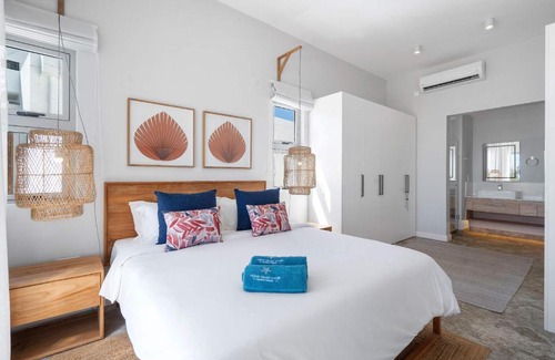 Grand Gaube Apartment | Aqua Serena - Luxury Beachfront Penthouse