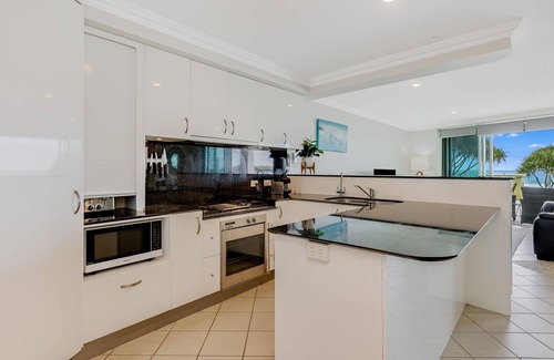 Tugun Apartment | Aqua Solai 1 - Absolute Beachfront Tugun - Min. 3 Night Stays!