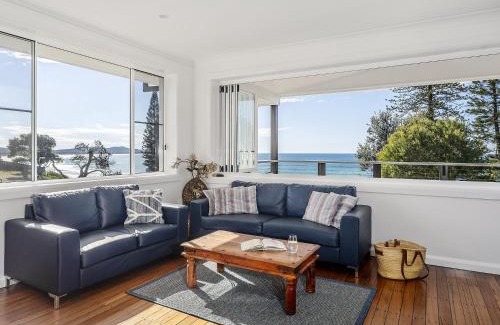 Brooms Head House | Aqua Vista - Beach front location