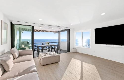 Eastern Malibu House | Aquazzura - By Stay Awhile Villas