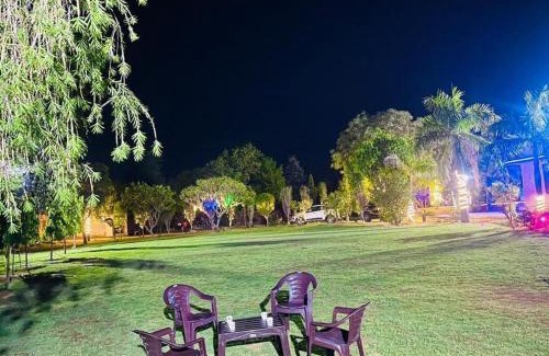 Khattalwada House | Aravali hill view farm