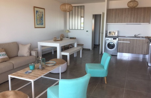 La Teste-de-Buch Apartment | Arcachon Apartment with incredible SEA view! Sea Front WITH TERRACE 4 PERS