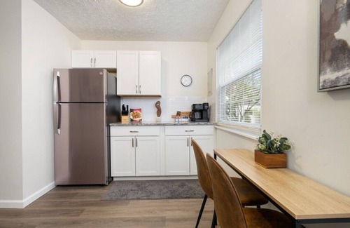 University District Apartment | Archer at the Quad- 2BR 1BA Apt| North Campus