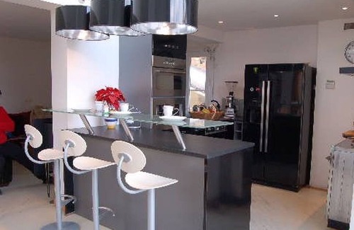 Laroque-des-Alberes Villa | Architect designed villa stunning position and views !