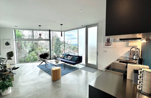 Montecito Heights House | Architectural 2-bedroom with WiFi, AC in the hills of Los Angeles