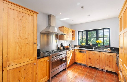 Maum House | Ard Na Coille 4 bedroom house