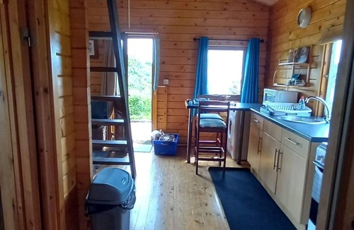 Uisken Cabin | Ardchiavaig Cabin - 100m from the beach, stunning views.