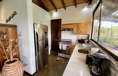 La Fortuna Villa | Arenal Birdsong. Entire Villa w/Stunning Volcano & Lake Views