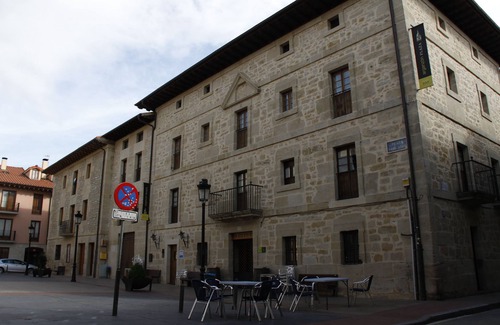 La Puebla De Arganzon House | Arganzón Plaza