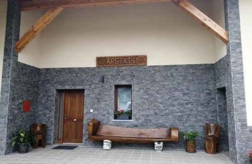 Sumbilla House | Argixti
