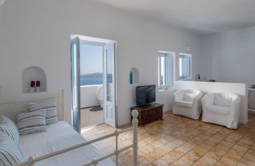 Fira Hotel | Aria Suites