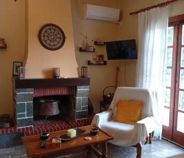 Vilia House | Aris house