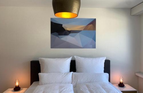 Zug Apartment | ARISER - Zug Mountain View Business Apartment