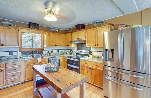 Horseshoe Bend House | Arkansas Lake House w/Private Dock!
