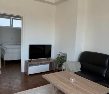Saint-Josse-ten-Noode Apartment | Arm Apart