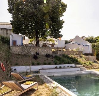 Carvalhal Benfeito Apartment | Arneiro Garden House - Country Retreat with BioPool
