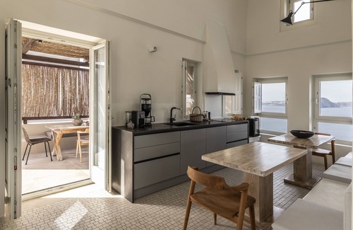 Akrotiri Villa | Arota Exclusive Villas