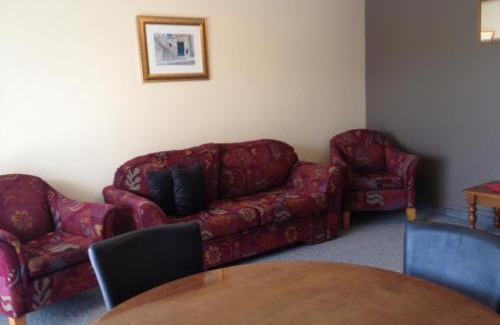 Te Anau Hotel | Arran Motel