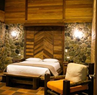 Macas Hotel | Arrayan y Piedra
