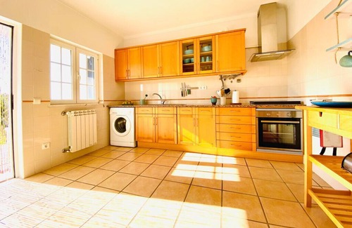 Aljezur House | Arrive & feel comfortable in our bright summer house.