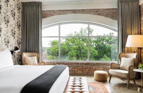 South Main Historic District Hotel | ARRIVE Memphis