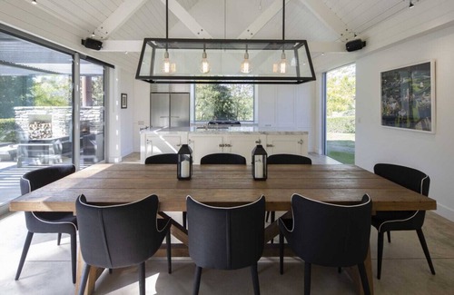 Speargrass Flat House | Arrow Wood | Luxurious & peaceful villa | Modern rural charm