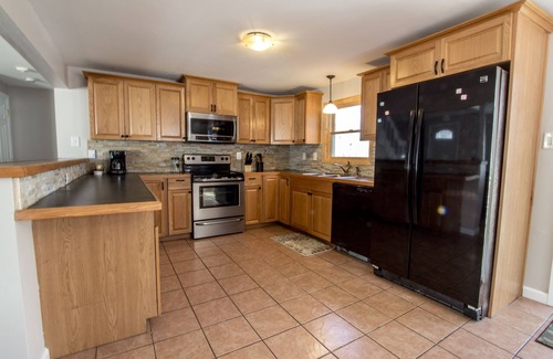 Pocono Lake House | Arrowhead Lake Home for Rent Newly Renovated All Inclusive with Handicap access